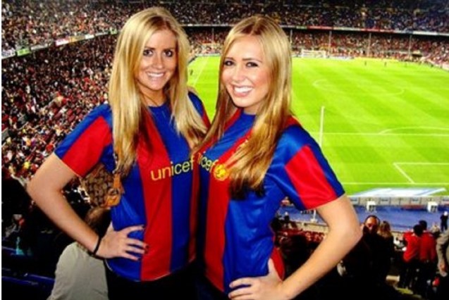 Sexy Barcelona Supporter Wallpaper